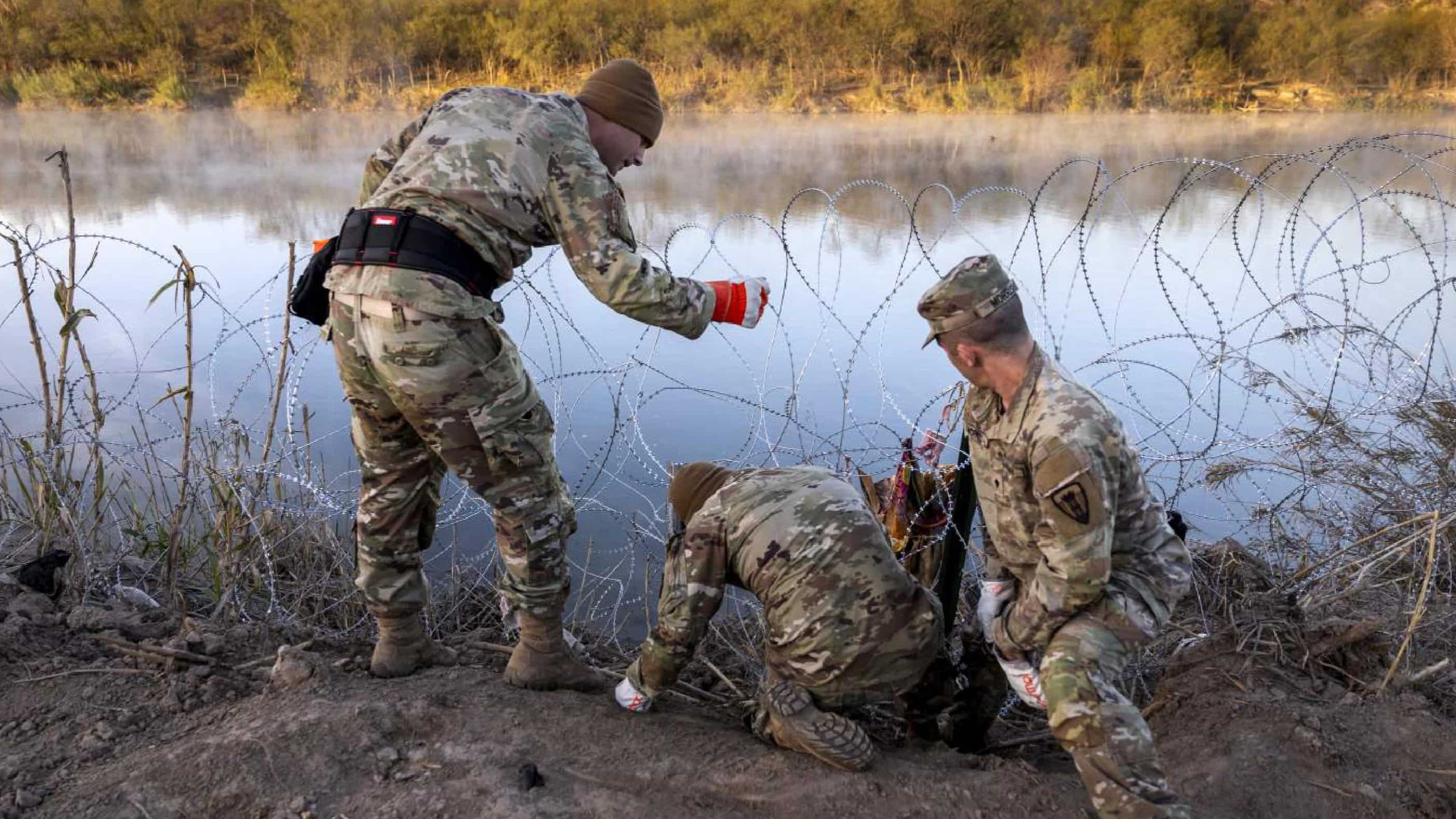 SCOTUS Allows Agents to Cut Razor Wire at Texas-Mexico Border