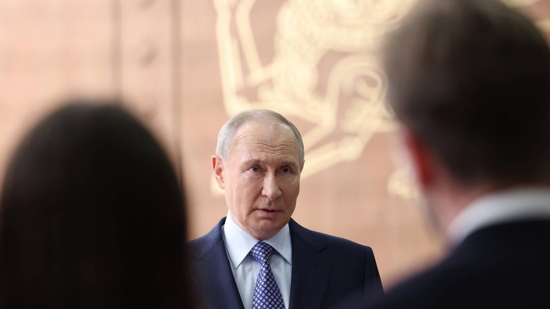 Putin Addresses Sumy Strike That Killed 35 Civilians