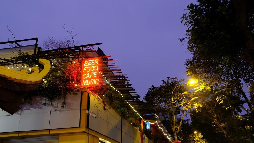 Vietnam Approves 90% Tax Hikes on Alcoholic Drinks