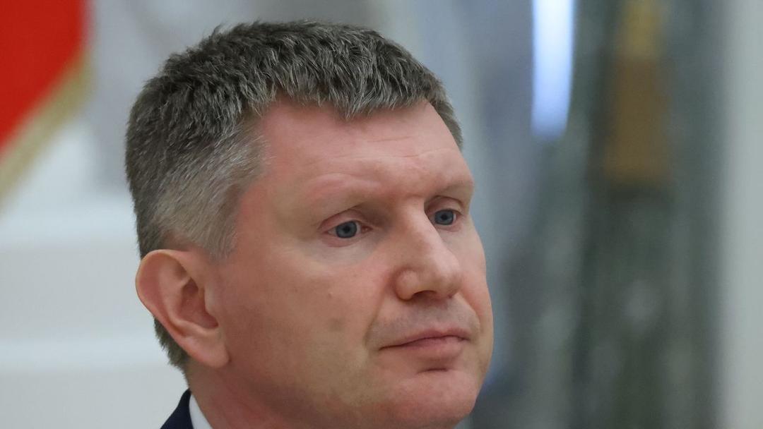 Russian Officials Warn of Potential Economic Slowdown