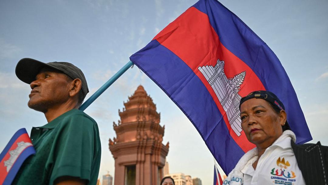 Cambodia Halts Thai Fuel Imports Amid Border Dispute