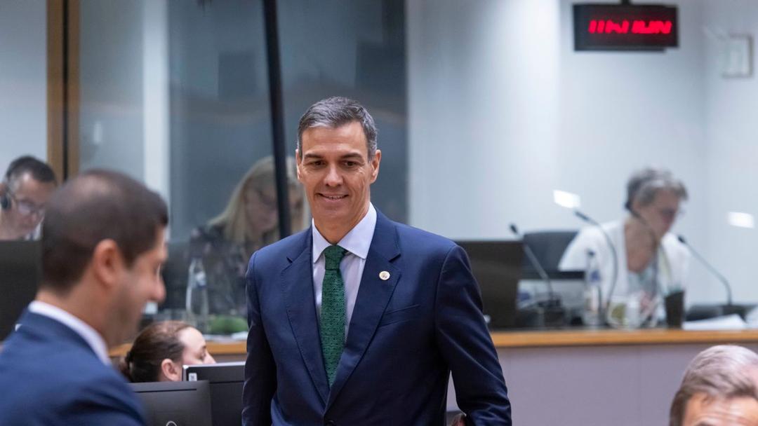 Spanish PM Sanchez Plans 2027 Re-election Bid Amid Scandals