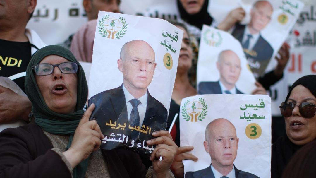 Tunisian Court Sentences Opposition Leaders to Prison Terms
