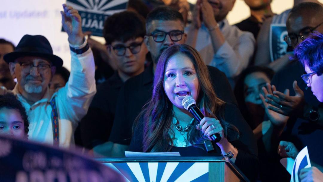 Grijalva Wins Arizona Democratic Primary for Father's Seat