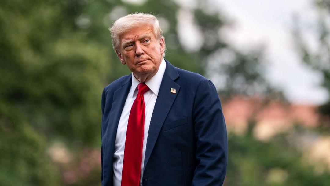 Trump Calls GOP Supporters 'Weaklings' Over Epstein Files