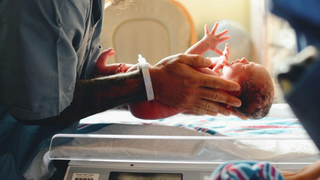 US Fertility Rate Hits All-Time Low of 1.6 Children Per Woman