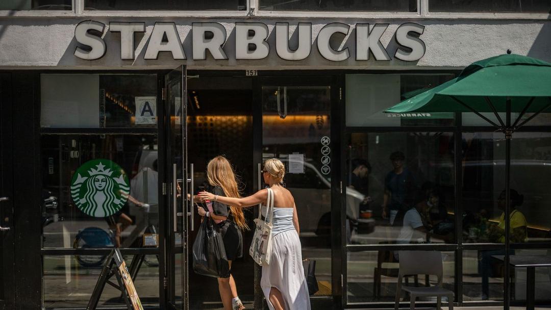 Starbucks Testing Healthy Menu Items Amid Sales Decline