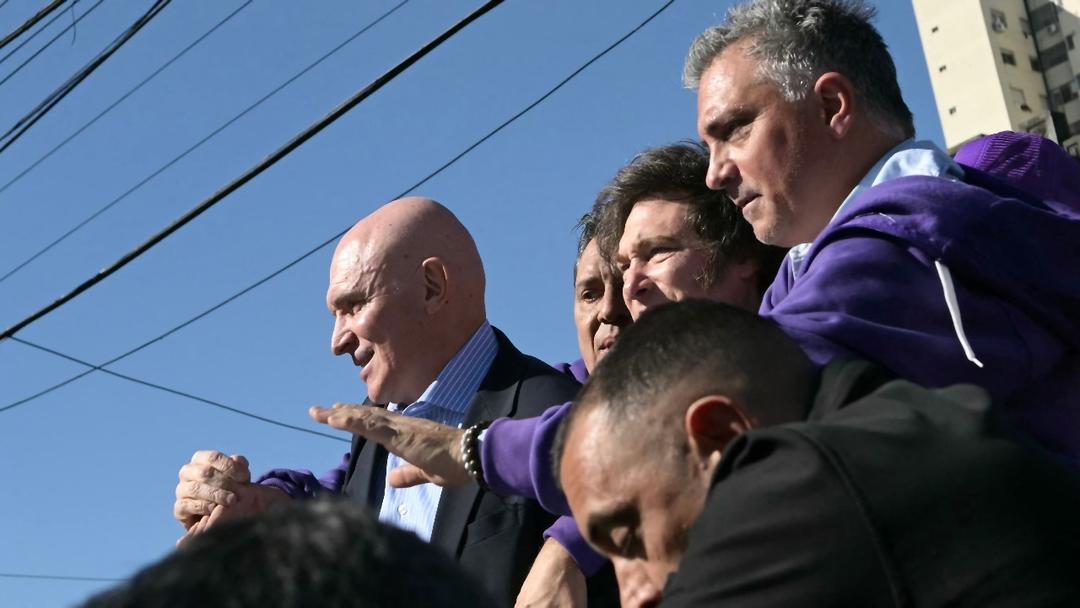 Argentine Government Files Criminal Complaint Over Rock Attack on Milei
