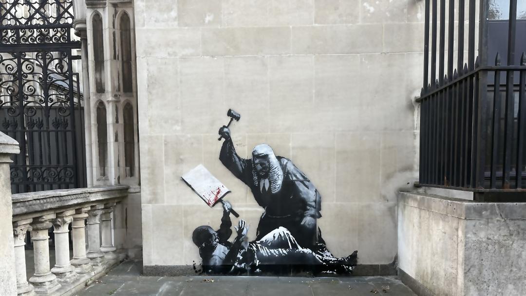 Banksy Art Outside UK Court to be Removed
