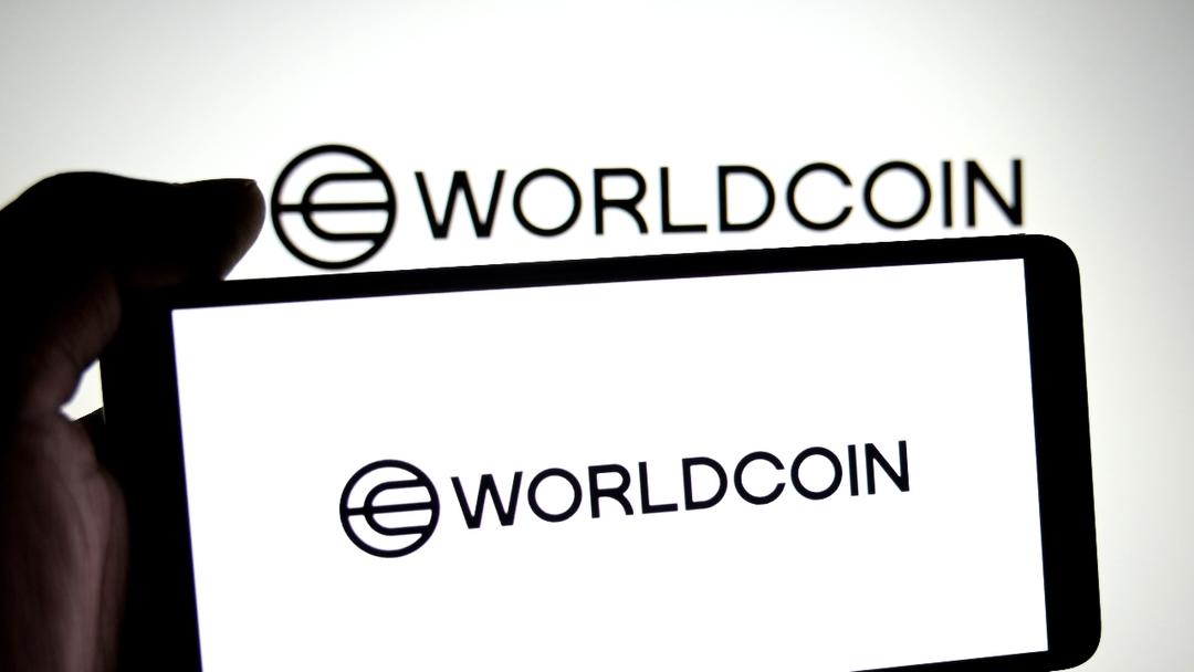 Eightco Stock Surges 5,700% on $250M Worldcoin Investment