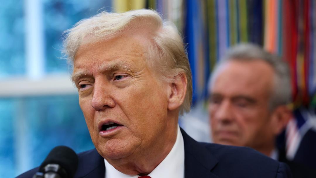 Trump Announces Pfizer Deal to Lower Drug Prices