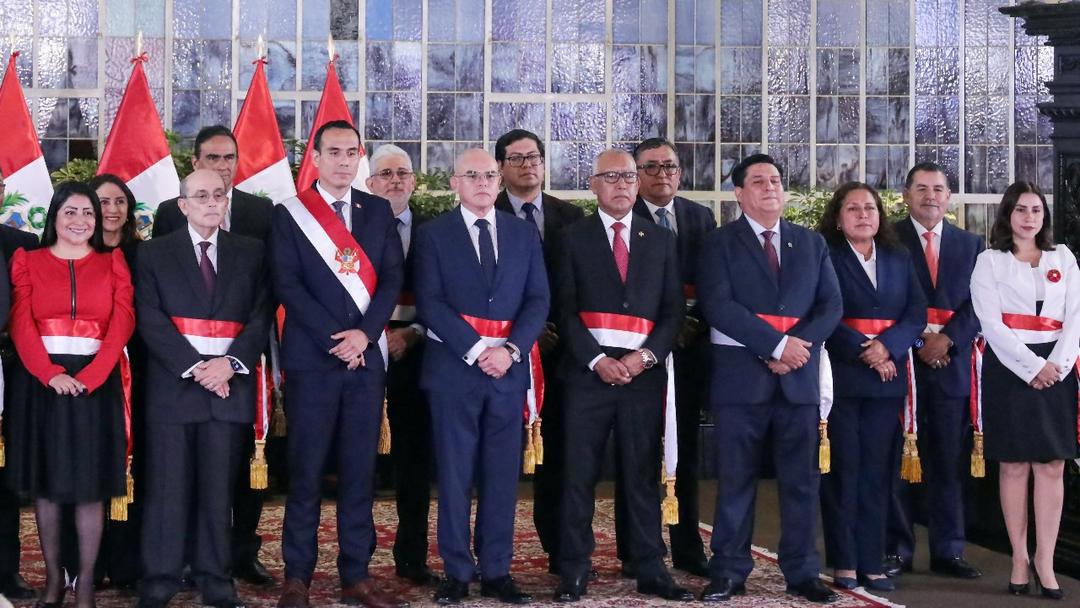 Peru's President Jerí Swears in New Cabinet