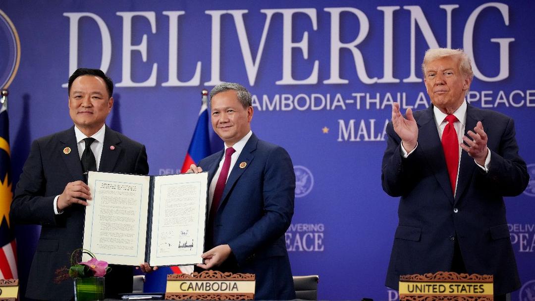 Trump Co-Signs Thailand-Cambodia Peace Accord