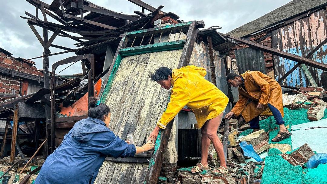 Hurricane Melissa Makes Landfall in Cuba, 25 Dead in Haiti