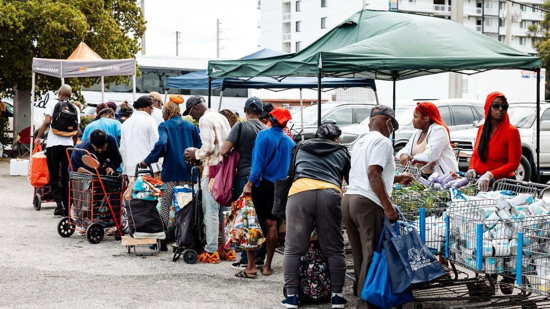 US Supreme Court Allows Trump to Temporarily Withhold $4B in Food Aid