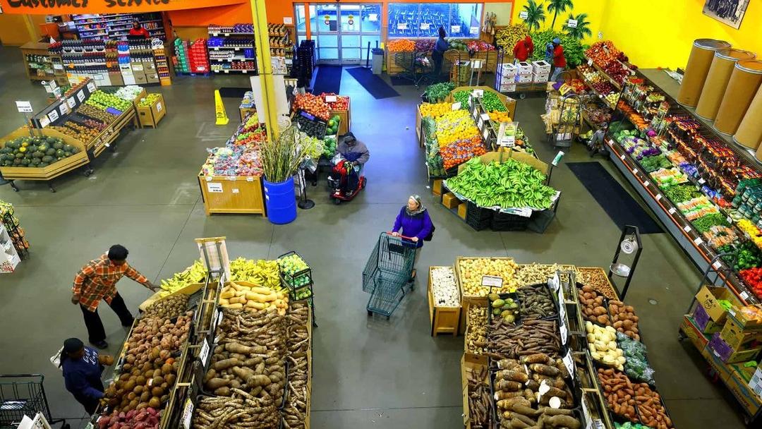 Bessent Suggests Tariff Relief on Coffee, Bananas Amid Price Surge