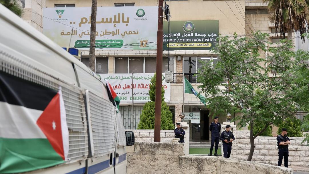 Trump Orders Review of Muslim Brotherhood for Potential Terror Designation