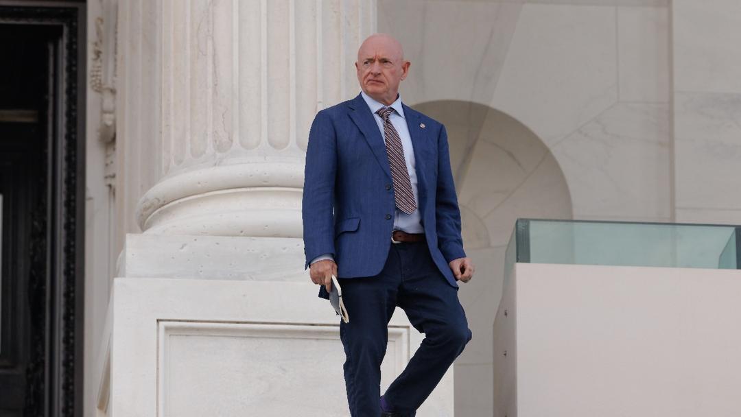 FBI to Interview 6 Democrats Over 'Seditious' Military Video