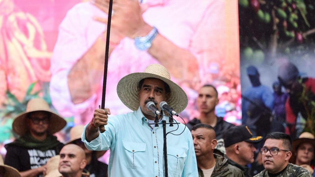 US Sanctions More People in Maduro's Inner Circle