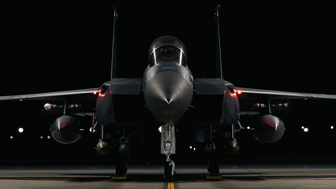 US Launches Strikes on IS Targets in Syria