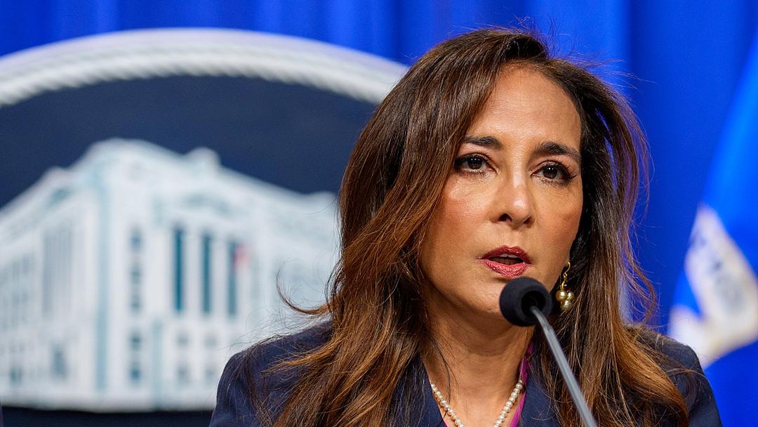DOJ Officials Resign Over Declined Probe of ICE Shooter