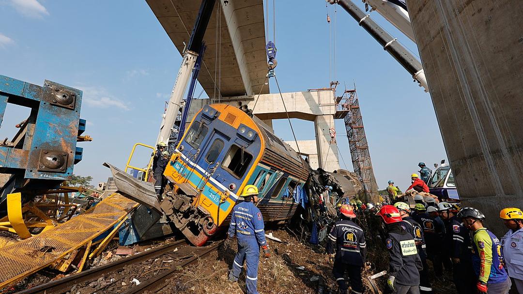 Thailand: Crane Collapse on Moving Train Kills At Least 32