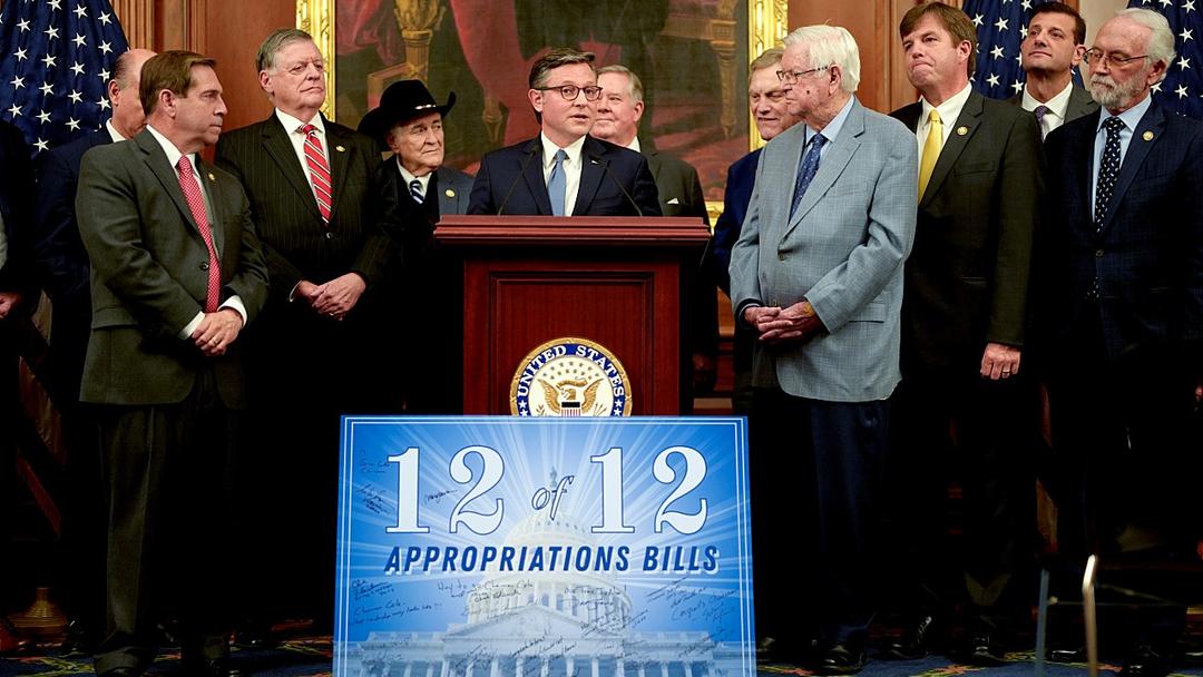 House Passes DHS Funding Bill in Narrow 220-207 Vote