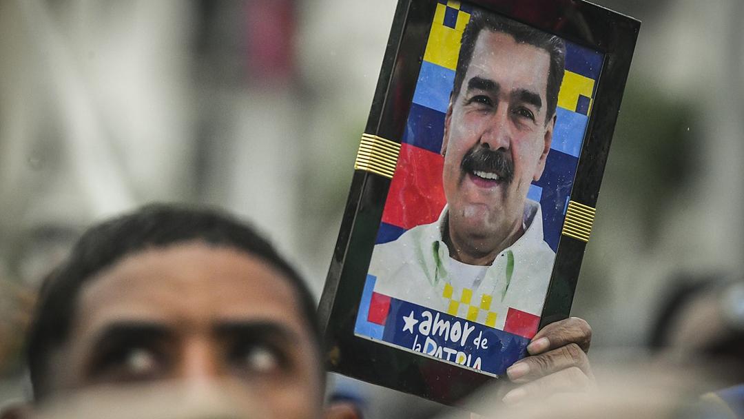 Trump Reveals Secret 'Discombobulator' Weapon Used in Maduro Seizure