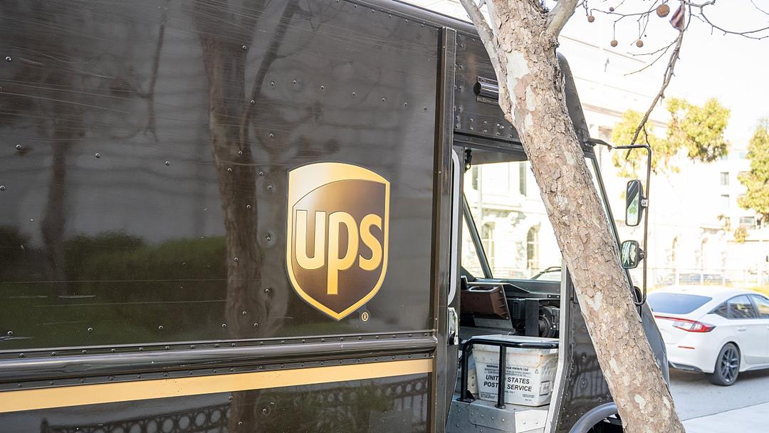 UPS to Cut 30,000 Jobs