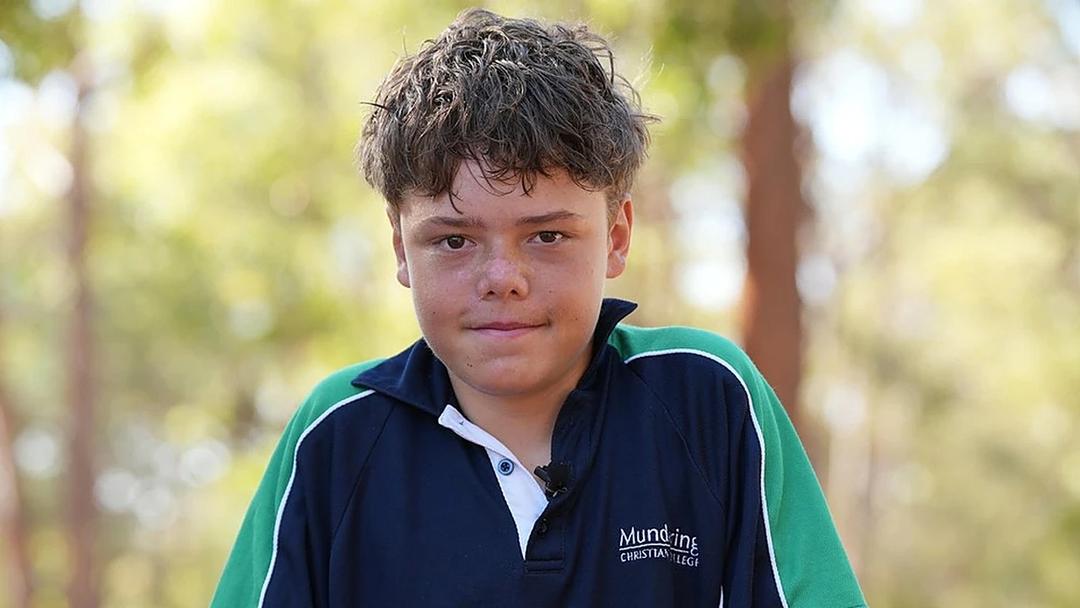 Australia: Teen Swims 4 Hours to Save Family Swept Out to Sea