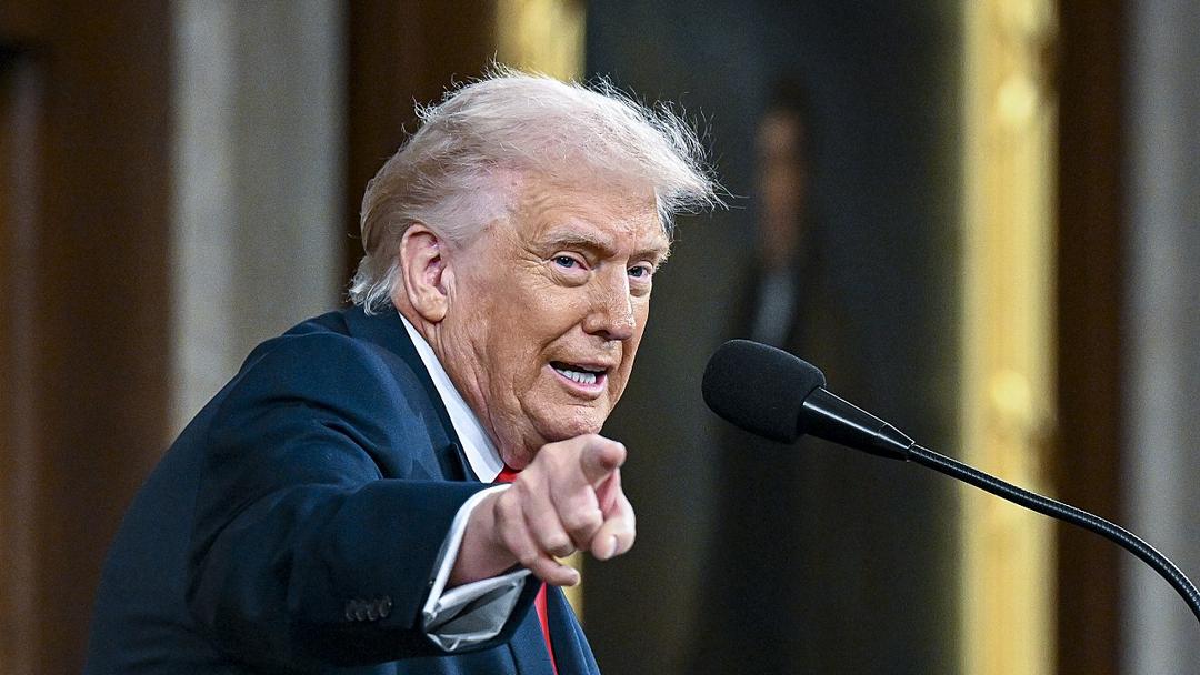 Trump Bans Anthropic AI From Federal Use Over Pentagon Dispute