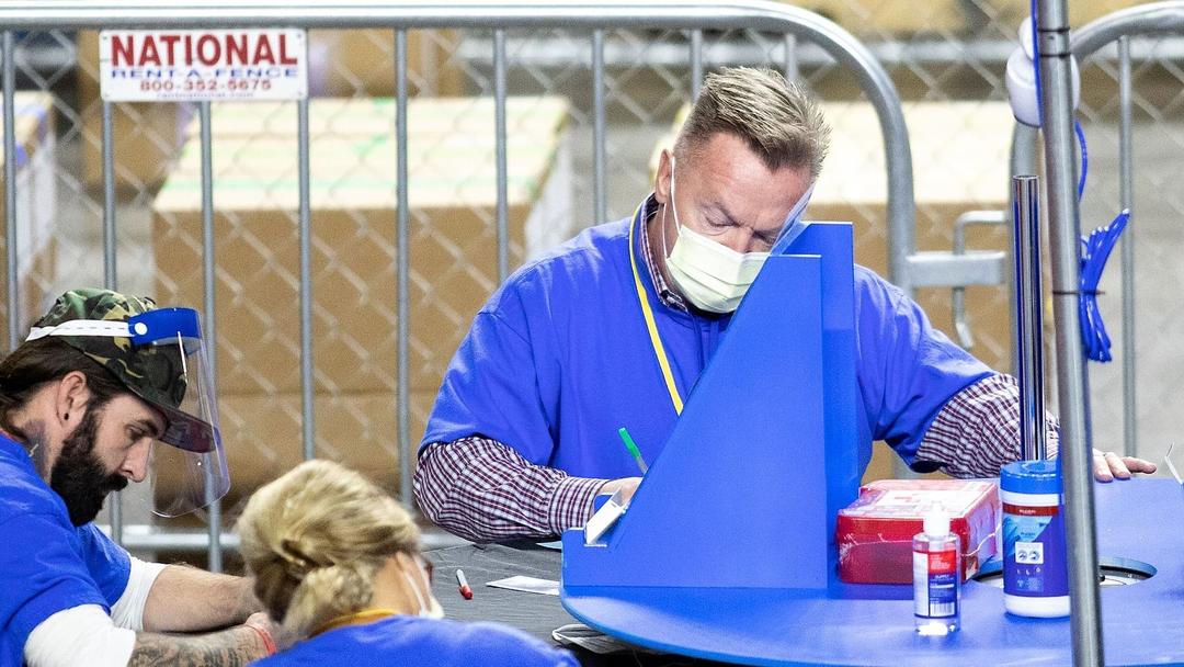 FBI Obtains Arizona Records in 2020 Election Probe