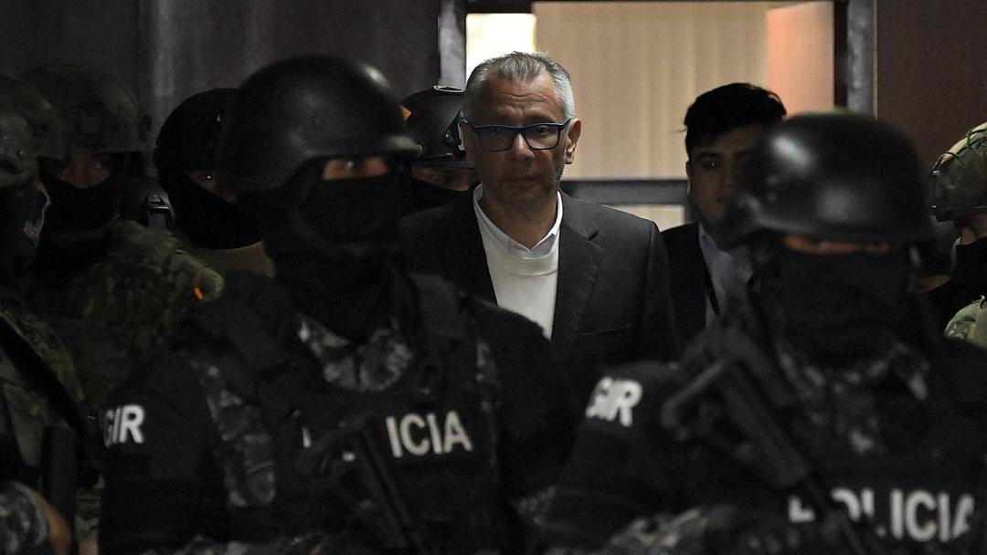 Ecuador Recalls Ambassador After Colombia Defends Jorge Glas