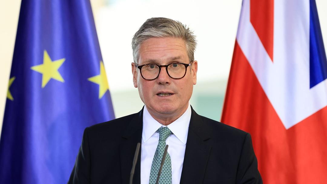 UK: Starmer Considers Bypassing MPs to Align with EU Rules