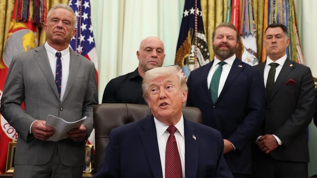 Trump Orders FDA to Fast-Track Psychedelic Drug Reviews