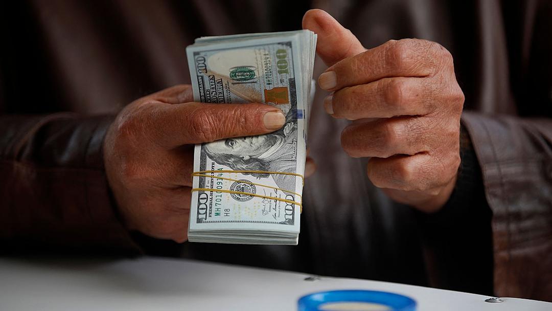 Iraq: Trump Blocks Dollar Shipments to Curb Iran-Backed Militias