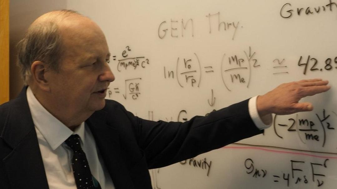 Physicist Allegedly Fears for Life Amid UFO Researcher Deaths