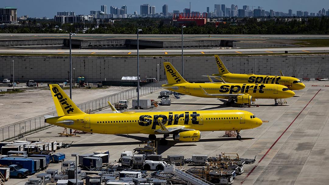 Spirit Airlines Nears Shutdown After Bailout Collapses