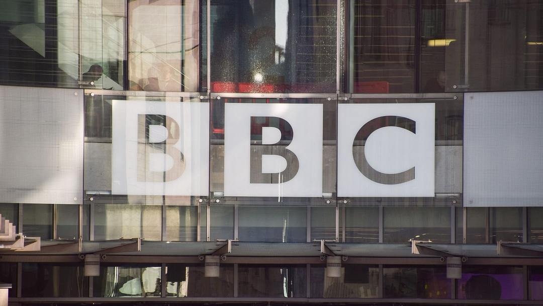 Report: UK Eyes TV License Fee for Netflix Users