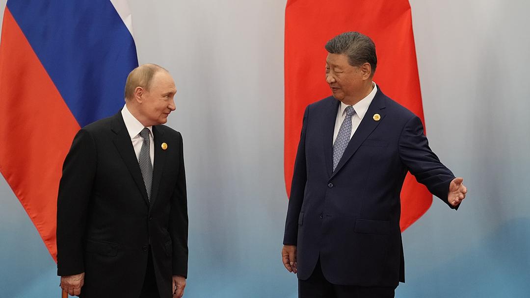 Putin to Visit Beijing Days After Trump’s China Trip