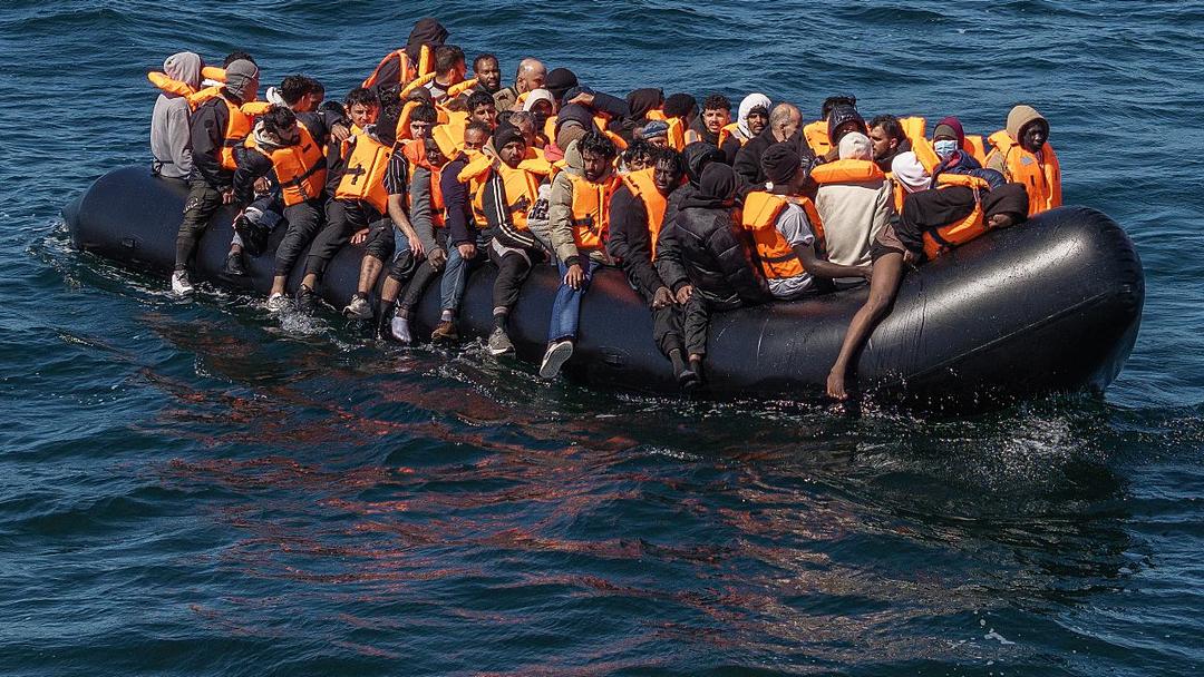 UK Tests AI Face Scans to Age-Check Asylum Seekers