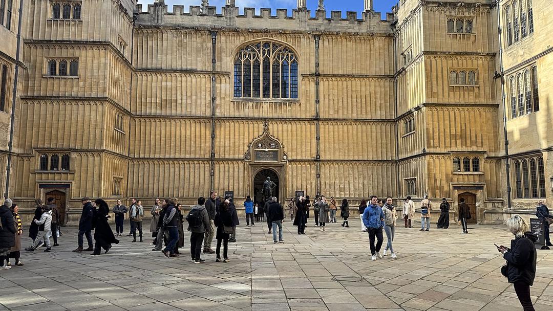 Oxford to Reschedule Lectures Disrupted by Trans Activists