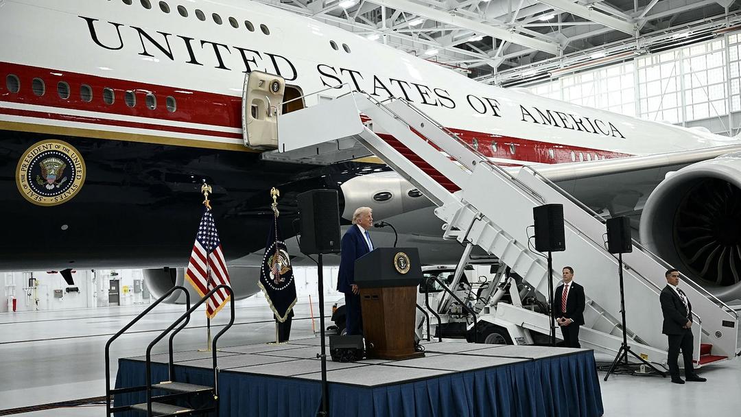 Trump Unveils Qatar-Gifted Boeing 747 as New Air Force One