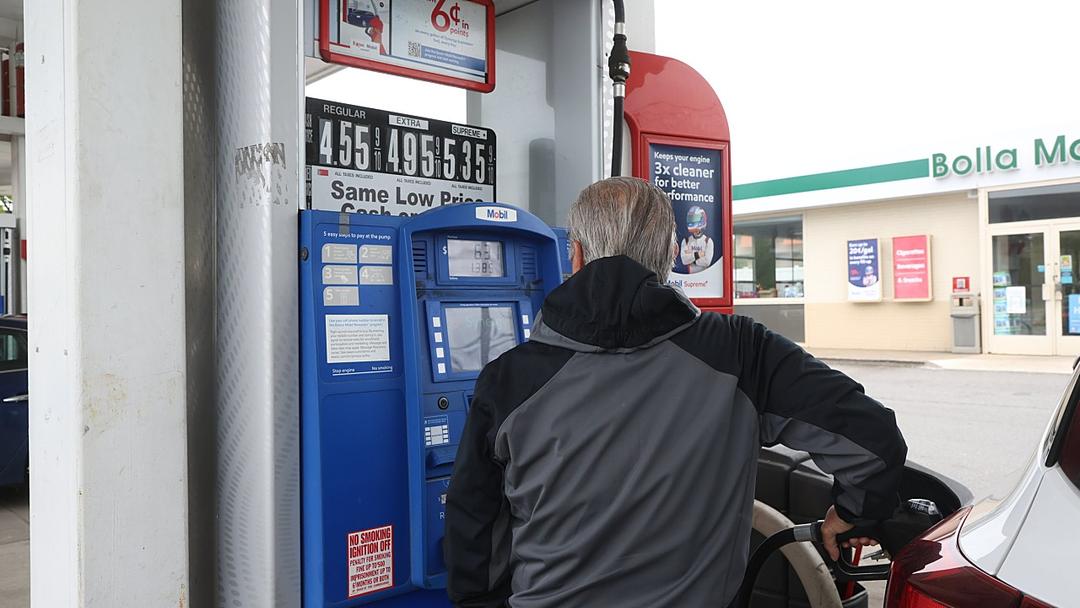 Trump Orders Probe Into Oil Companies Over Gas Prices
