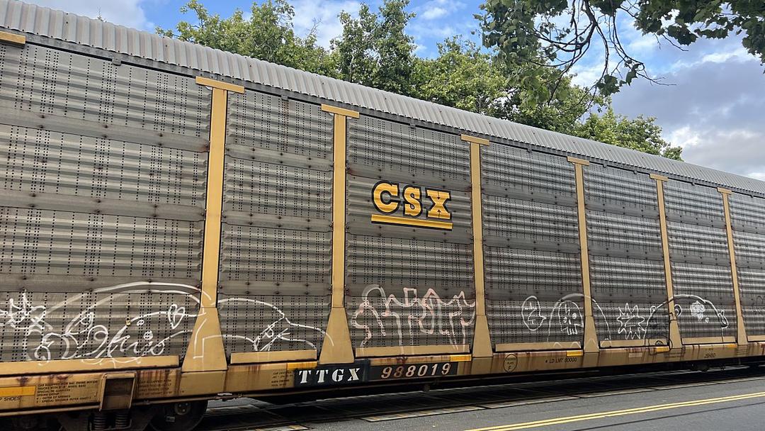 CSX Train Derails in PA, Hazmat Orders Lifted