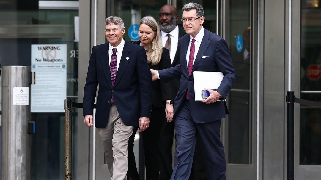 Ex-Olympian Pleads Not Guilty to Reflecting Pool Damage Charge