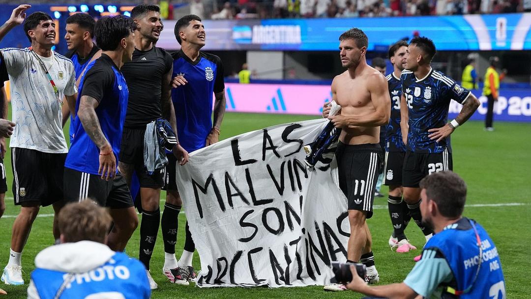 FIFA 'Assessing Reports' Over Argentina's Falklands Banner