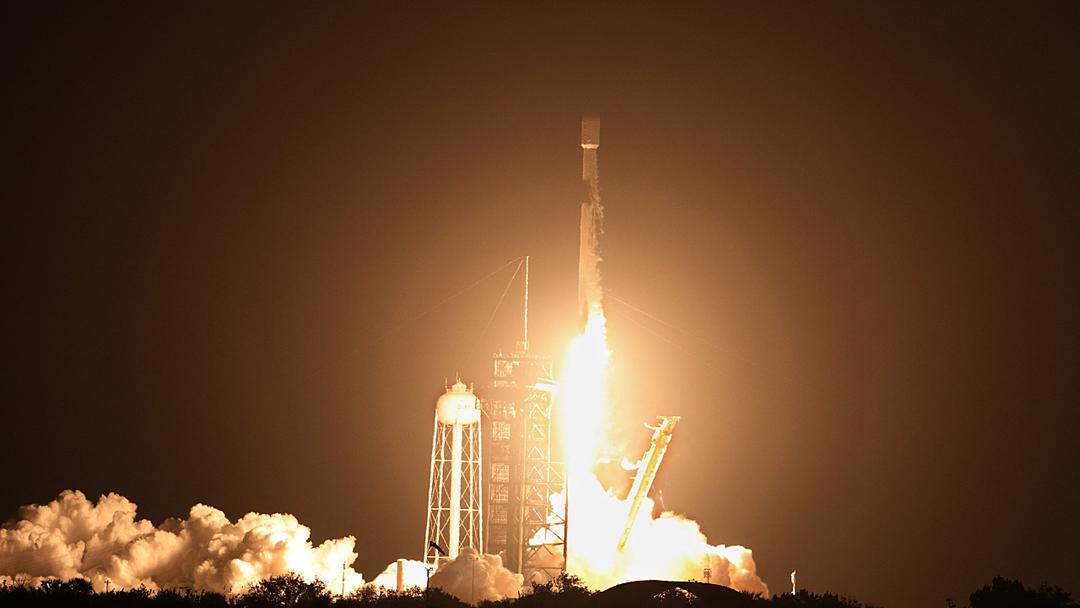 SpaceX Rocket Stage Crashes Into Moon