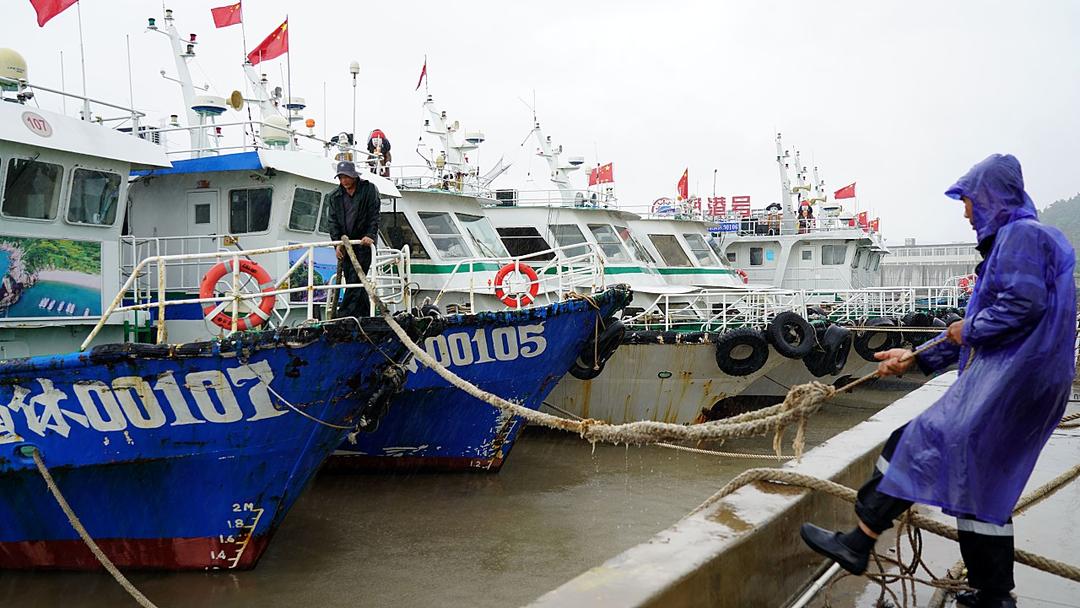 Japan, Taiwan and China Brace for Typhoon Dolphin