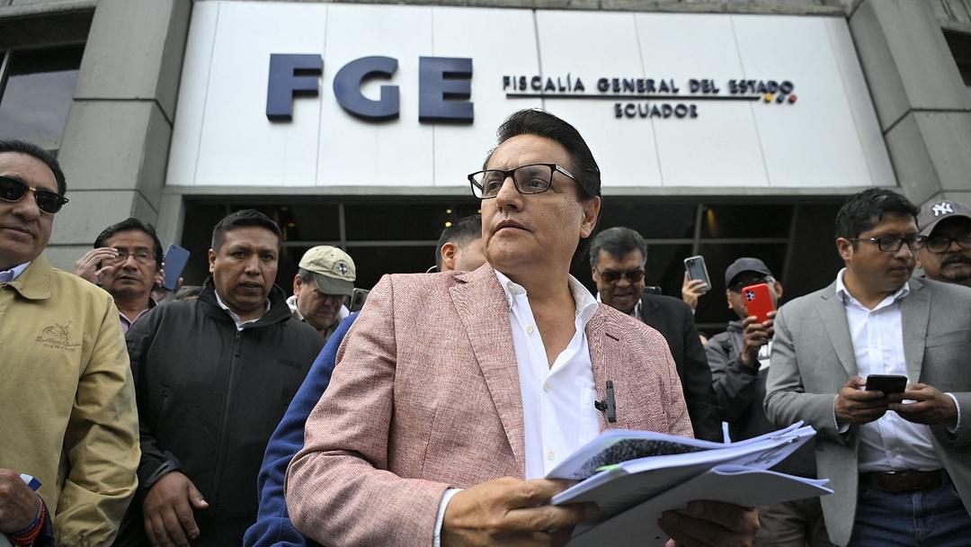 Ecuador Seeks Extradition of 4 in Villavicencio Killing